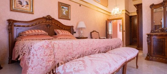 Вилла с 7 спальнями в Дехеса де Кампоамор, Испания № 189248 44