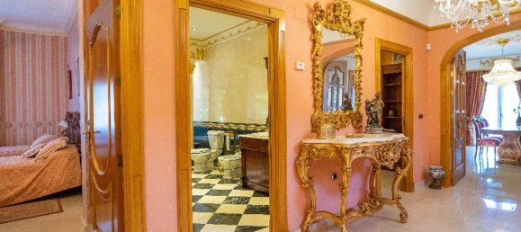 Вилла с 7 спальнями в Дехеса де Кампоамор, Испания № 189248 12