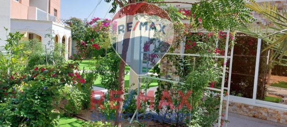 Вилла с 5 спальнями в Al Samha, ОАЭ № 26616 3