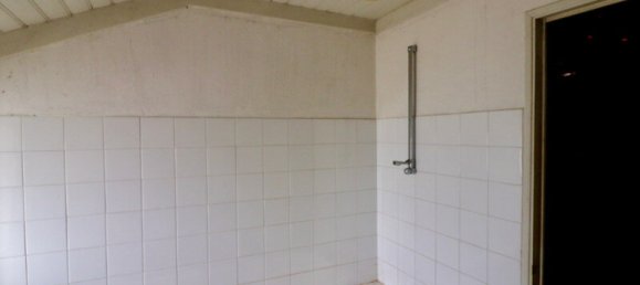 Casa de 4 dormitorios en Montbron, France No. 282309 5