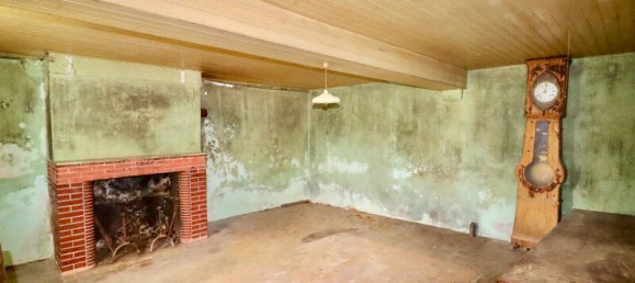 Casa de 4 dormitorios en Montbron, France No. 282309 2