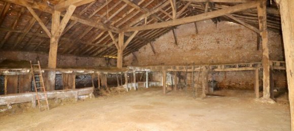 Casa de 4 dormitorios en Montbron, France No. 282309 10