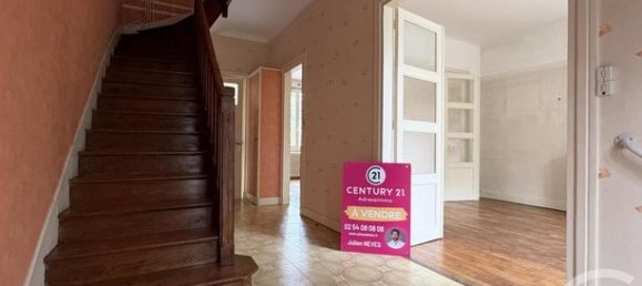 Casa de 4 dormitorios en Chateauroux, France No. 303721 11