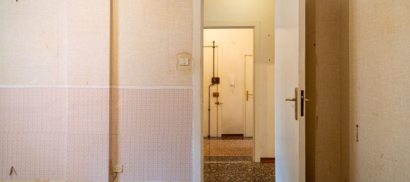 4 bedrooms Apartment in Genoa, Italy No. 335711 36