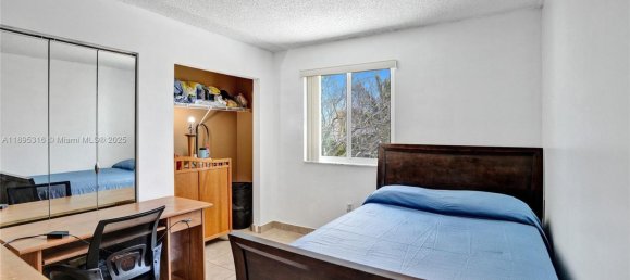3 dormitorios villa en venta en Miami, Miami-Dade, Florida, USA № 614229 8