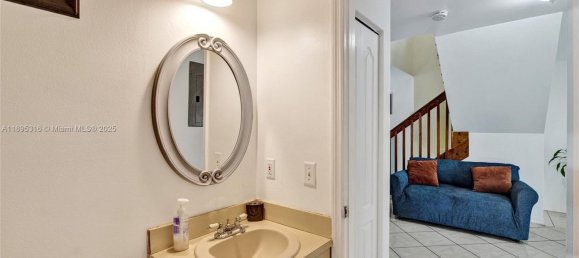 3 dormitorios villa en venta en Miami, Miami-Dade, Florida, USA № 614229 20