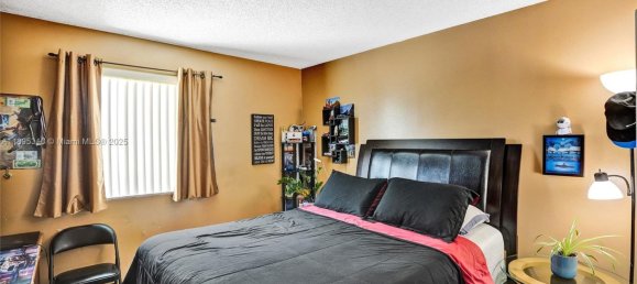 3 dormitorios villa en venta en Miami, Miami-Dade, Florida, USA № 614229 12