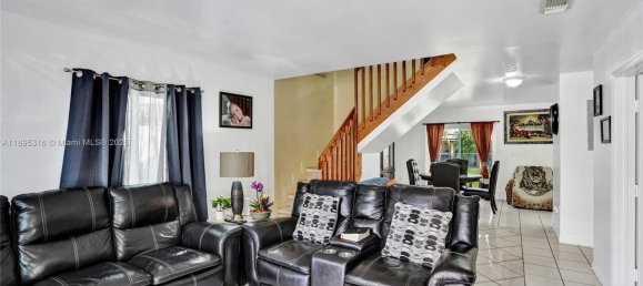 3 dormitorios villa en venta en Miami, Miami-Dade, Florida, USA № 614229 25