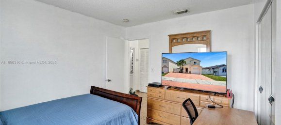 3 dormitorios villa en venta en Miami, Miami-Dade, Florida, USA № 614229 10