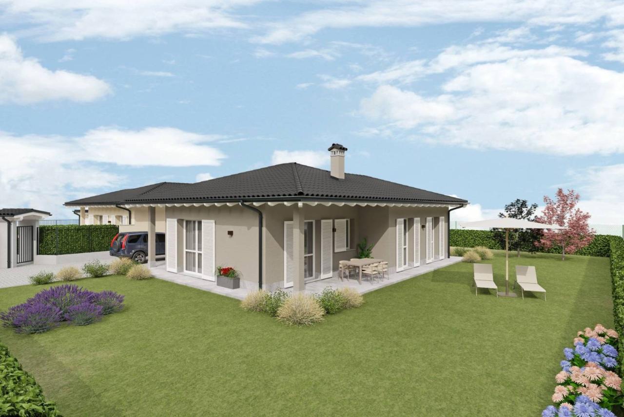 4-Zimmer Villa in Gropello Cairoli, Italy, Nr. 35367