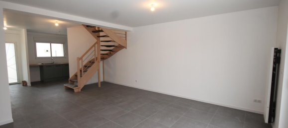 3 Schlafzimmer Haus in Chaingy, France, Nr. 52938 5