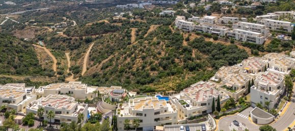 3 bedrooms Apartment in Marbella, Spain No. 157842 2