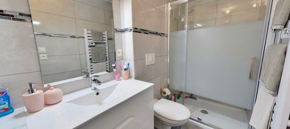 3 chambres Maison à Romainville, France No. 311808 11