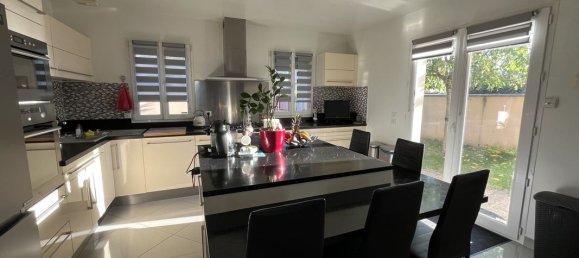 4 bedrooms House in Ezanville, France No. 171807 4