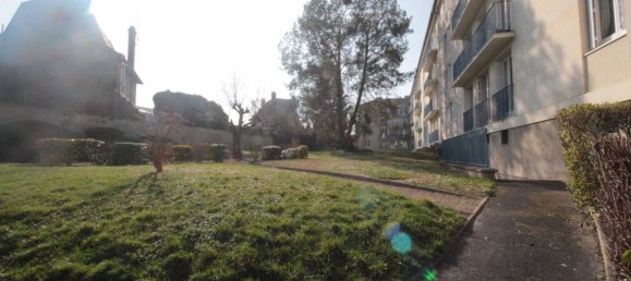 Apartamento de 2 dormitorios en Compiegne, France No. 222960 8