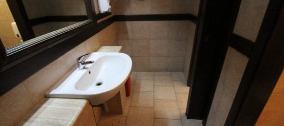 340m² Commercial property in San Giorgio Ionico, Italy No. 349104 11