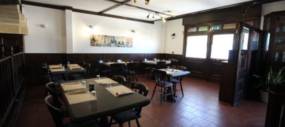 340m² Commercial property in San Giorgio Ionico, Italy No. 349104 9