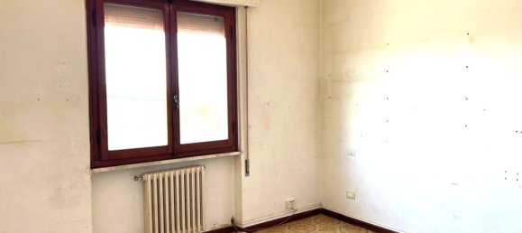 8 rooms House in Pistoia, Italy No. 297018 27