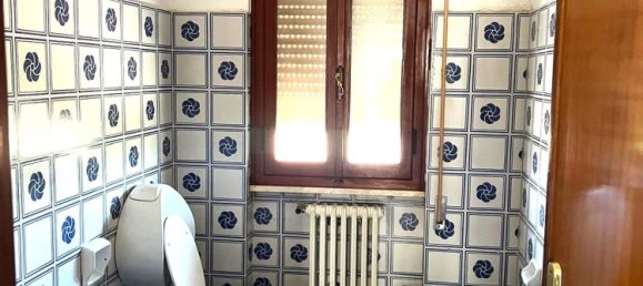 8 rooms House in Pistoia, Italy No. 297018 28