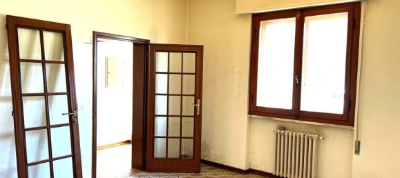 8 rooms House in Pistoia, Italy No. 297018 24
