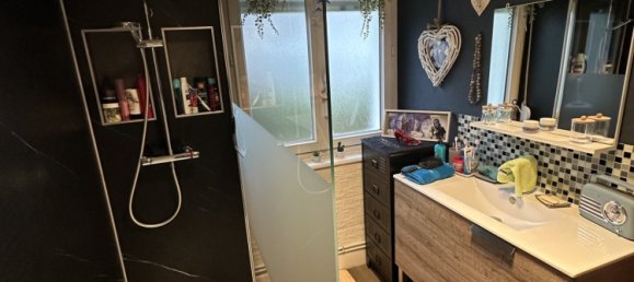 6 rooms House in Darney, France No. 47234 11