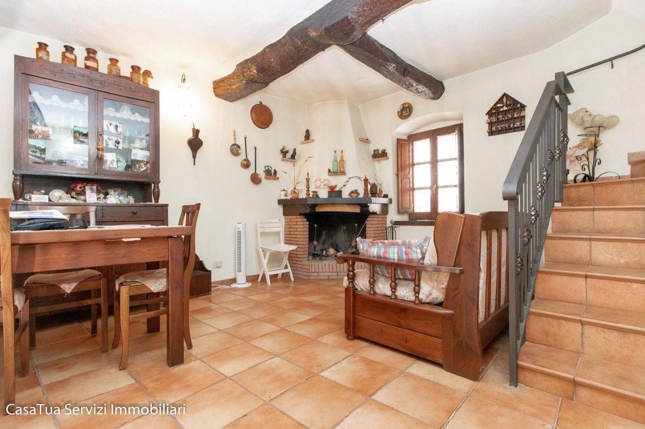 4 rooms House in Attigliano, Italy No. 103988