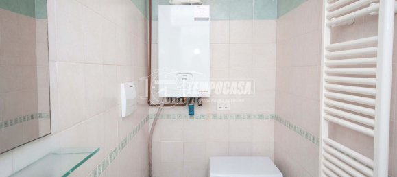 Studio in Bologna, Italy No. 90830 10