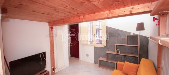 Studio in Bologna, Italy No. 90830 12
