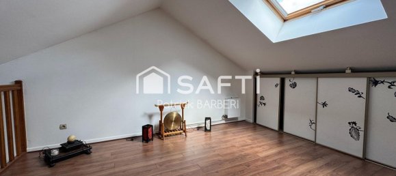 4 bedrooms House in Val-d'Oise, France No. 284216 19