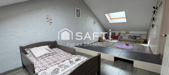 4 bedrooms House in Val-d'Oise, France No. 284216 18