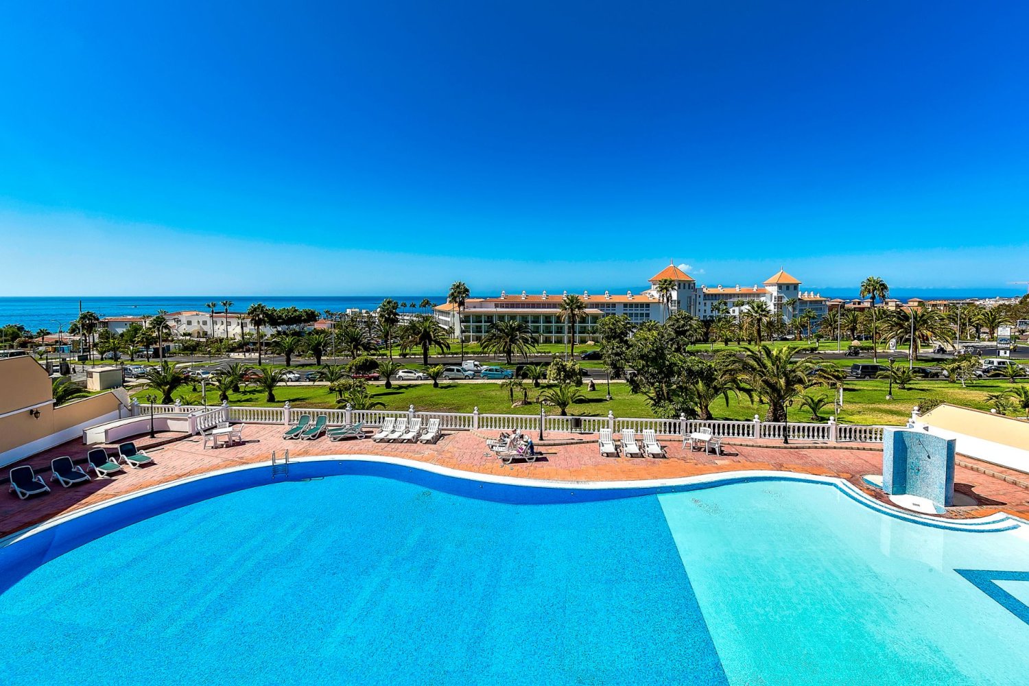 Adosado de 3 dormitorios en Adeje, Spain No. 208324