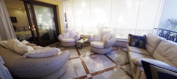 3 bedrooms Apartment in Marbella, Spain No. 566 7