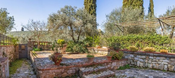 5 bedrooms Apartment in Impruneta, Italy No. 237963 9