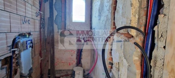 4 rooms Apartment in Arcola, Italy No. 166622 2