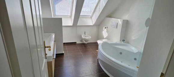 3-Zimmer Doppelhaus in Alsergrund, Austria, Nr. 244489 9