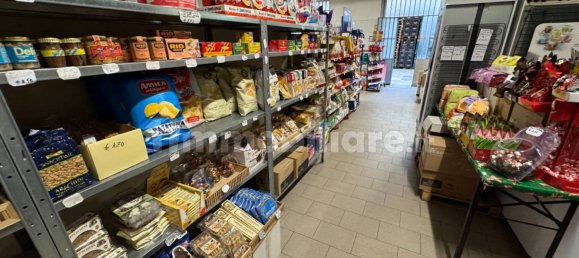 2-Zimmer Gewerbliche Immobilie in Scandicci, Italy, Nr. 39085 2