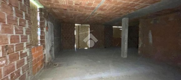 Дом с 6 комнатами в Седрина, Италия № 124669 15