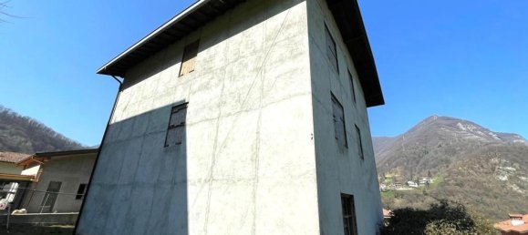 Дом с 6 комнатами в Седрина, Италия № 124669 2