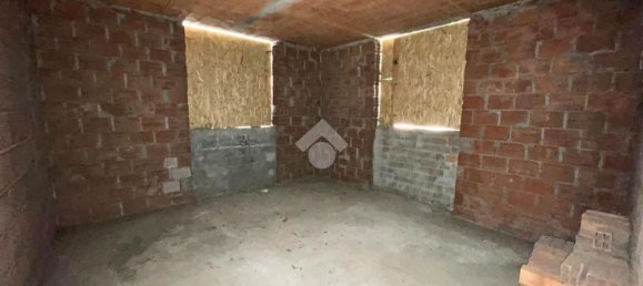 Дом с 6 комнатами в Седрина, Италия № 124669 19