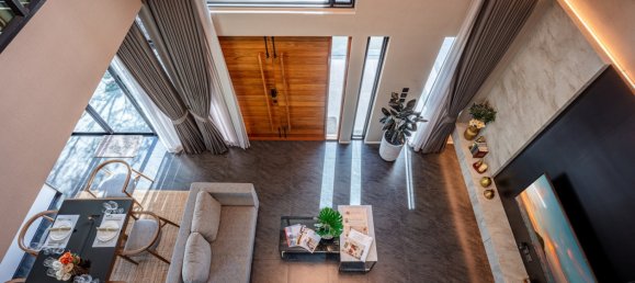 4 bedrooms Villa in Pattaya, Thailand No. 20192 20