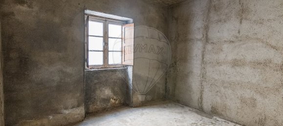 Дом с 4 спальнями в Каштелу Бранку, Португалия № 40966 27