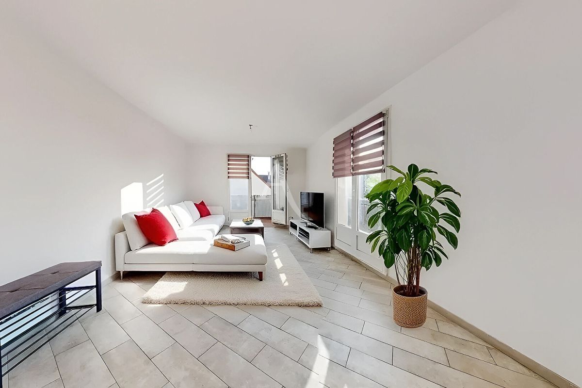 3 Schlafzimmer Wohnung in Pontault-Combault, France, Nr. 175944