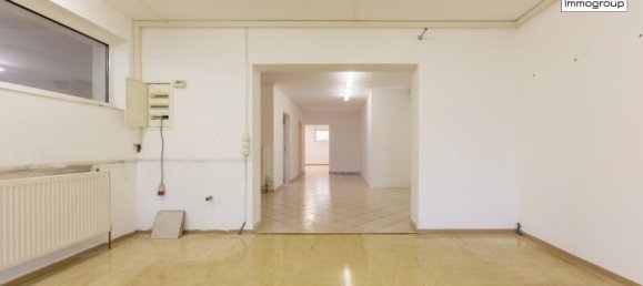 3-salle Entrepôt à Vocklamarkt, Austria No. 240447 3