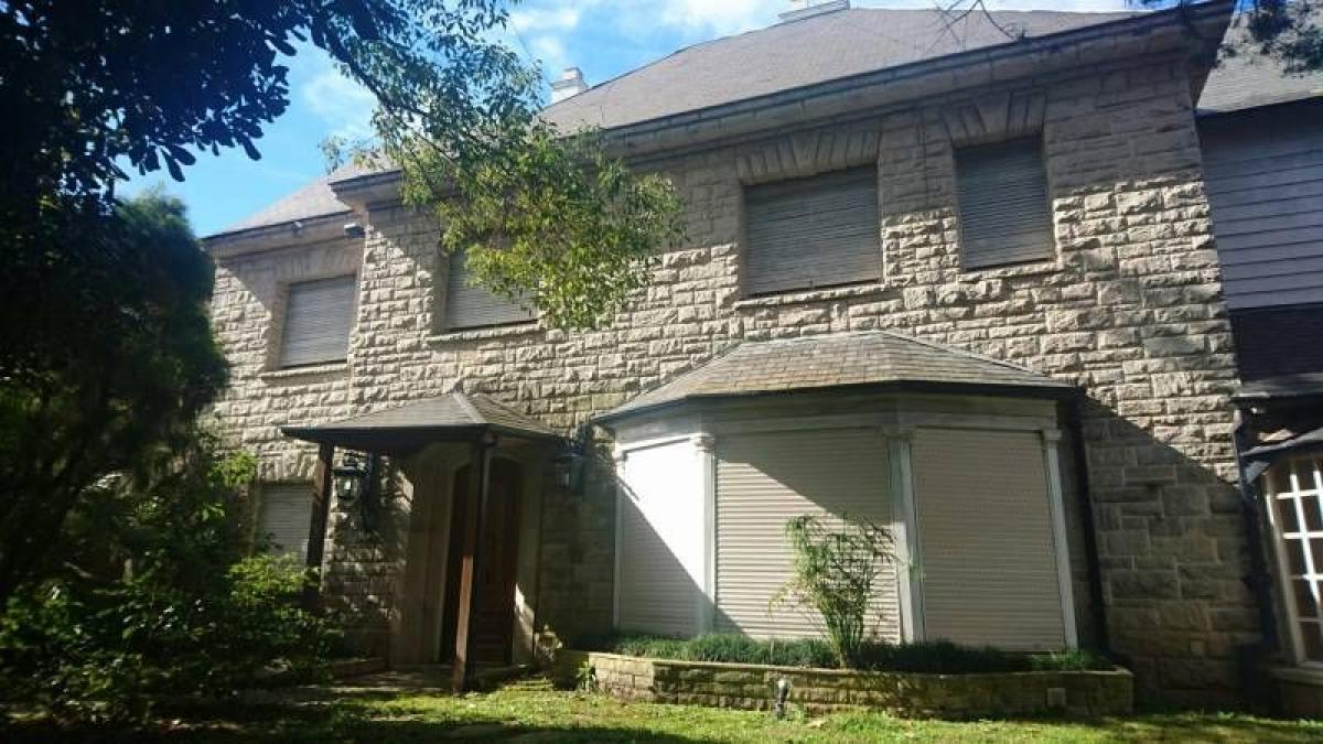 Casa de 3 dormitorios en San Isidro, Argentina No. 17003