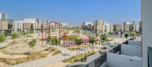 Moradia em banda T3 em Mudon, UAE N.º 121732 27