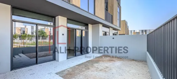 Moradia em banda T3 em Mudon, UAE N.º 121732 30