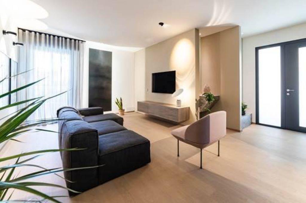 5 rooms Apartment in Rimini, Italy No. 18566