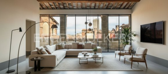3 Schlafzimmer Wohnung in Siena, Italy, Nr. 352636 2