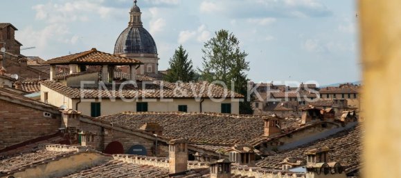3 Schlafzimmer Wohnung in Siena, Italy, Nr. 352636 5