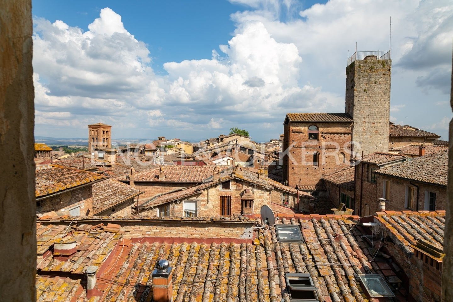 3 Schlafzimmer Wohnung in Siena, Italy, Nr. 352636